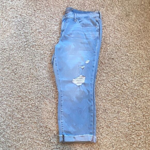 Torrid Vintage Stretch Boyfriend Crop Jeans Size 14 - Picture 2 of 5